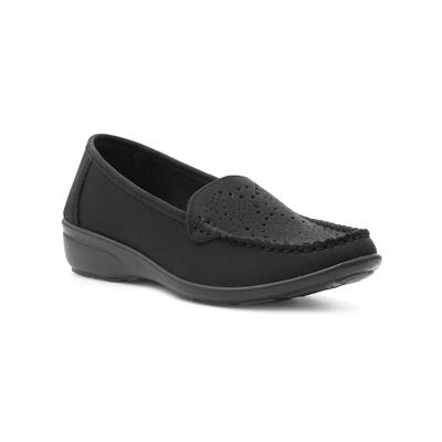 black slip on loafers womens